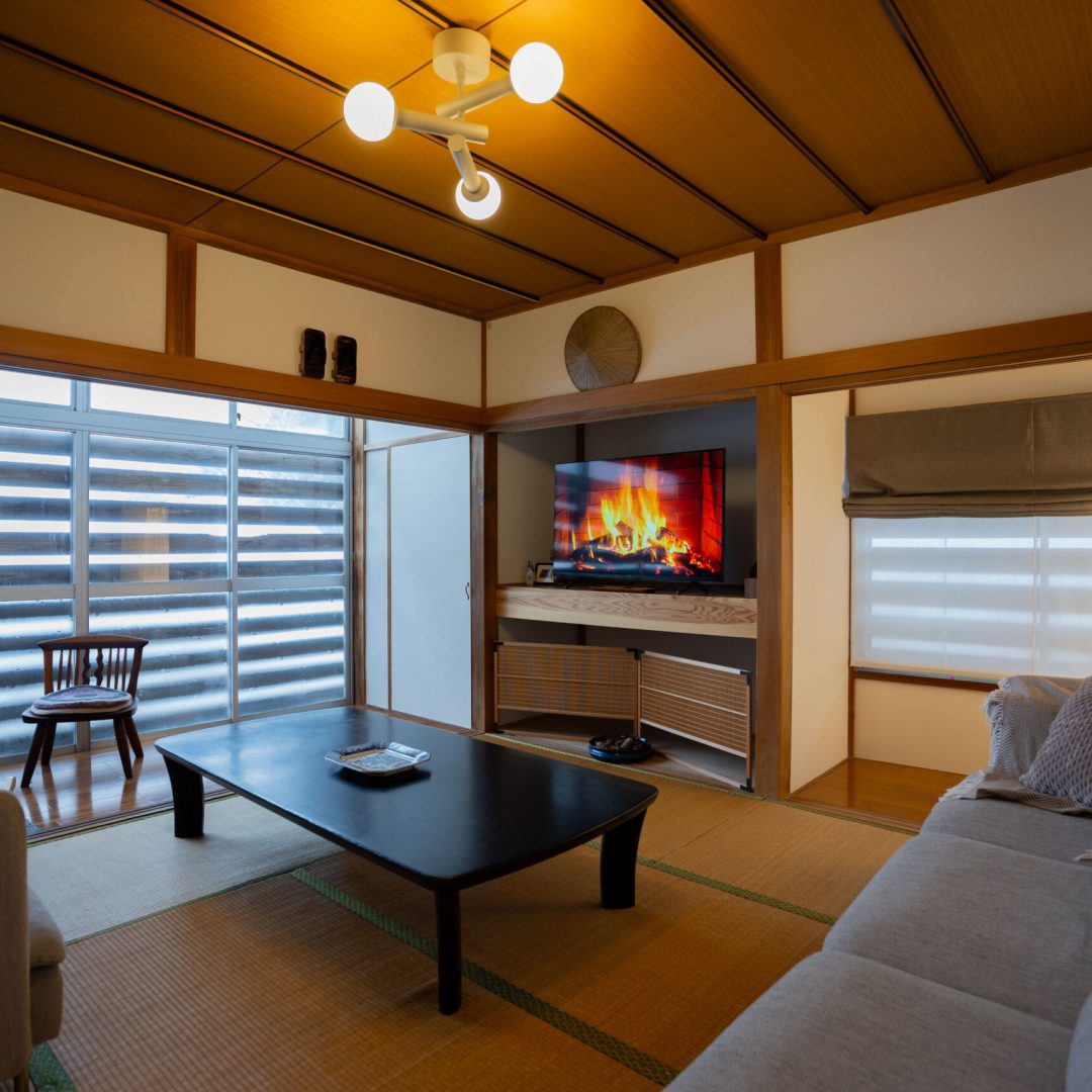 taketombo living room