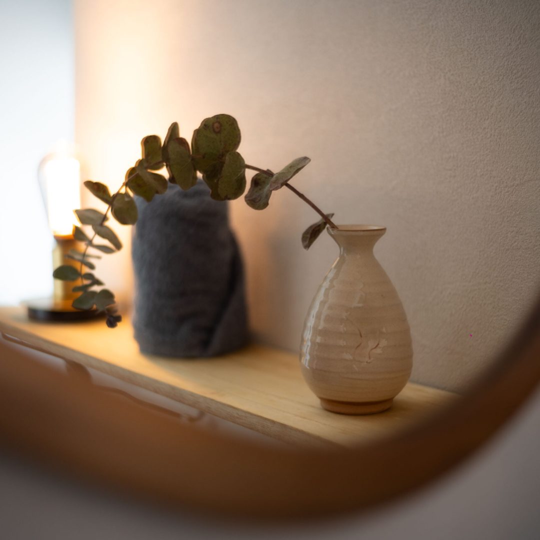2f bathroom detail