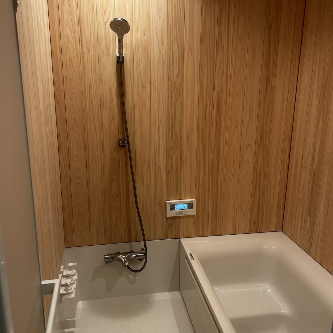 koma house bathroom