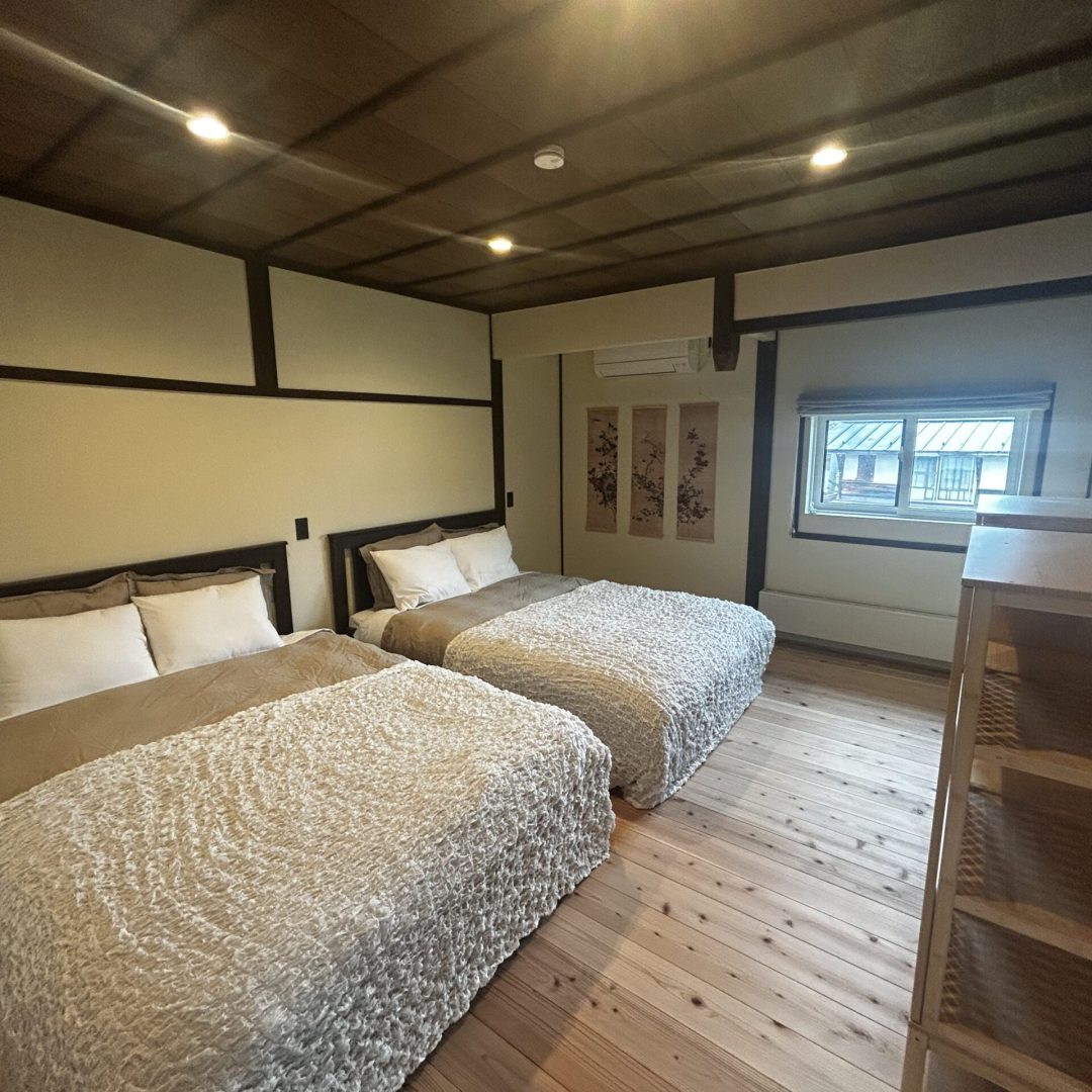 koma house bedroom 3